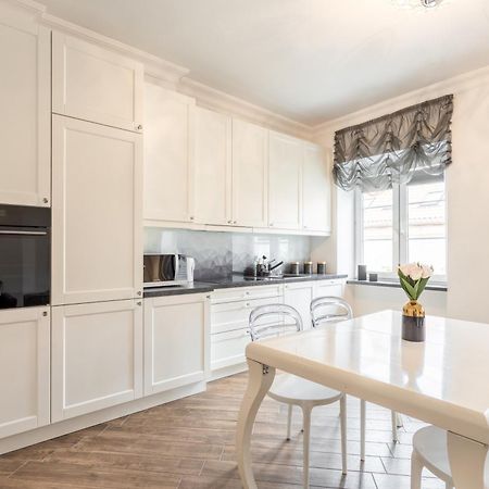 Central Warsaw Apartment - Great Location-Old Town - Podwale Buitenkant foto