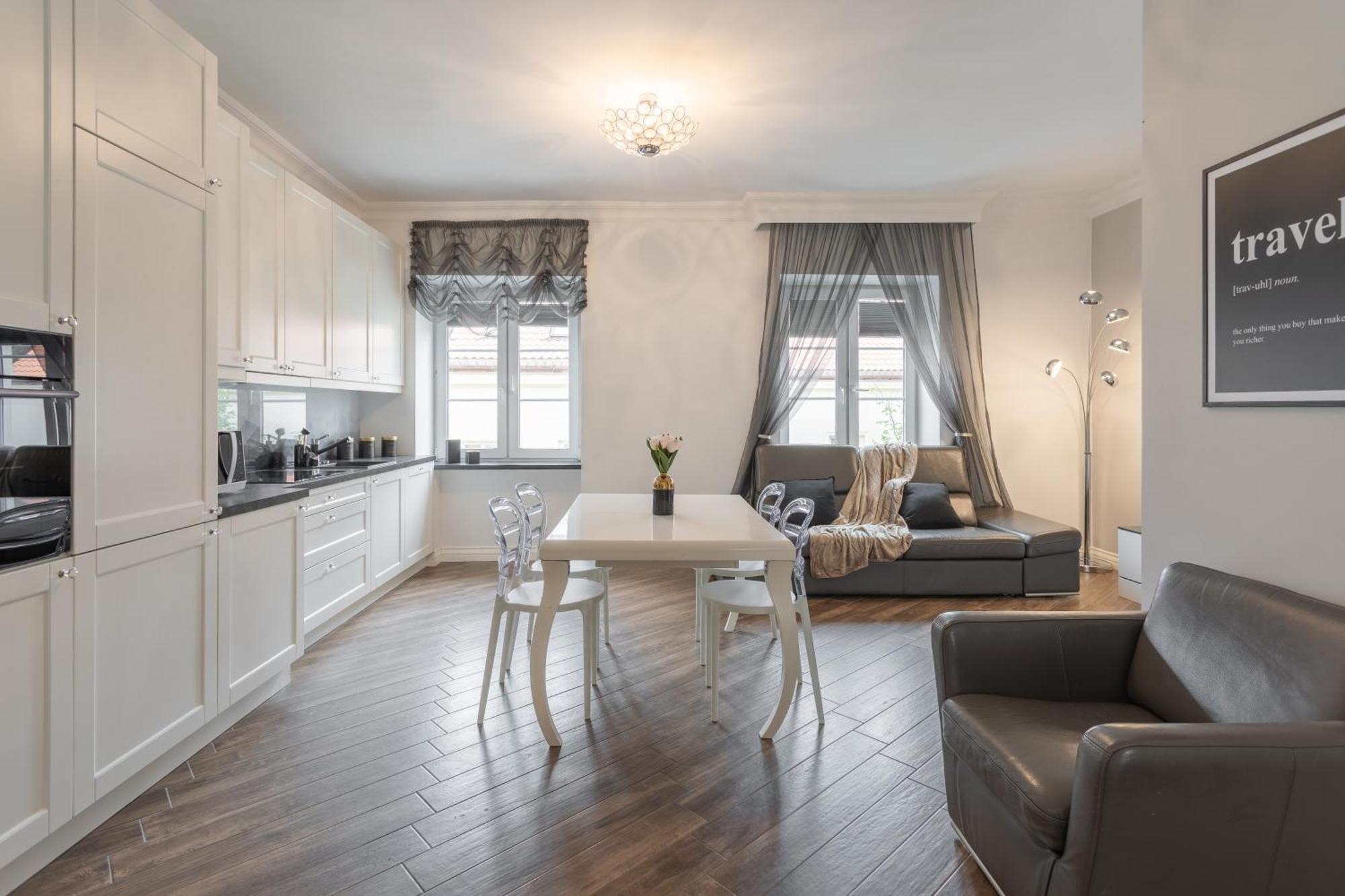 Central Warsaw Apartment - Great Location-Old Town - Podwale Buitenkant foto