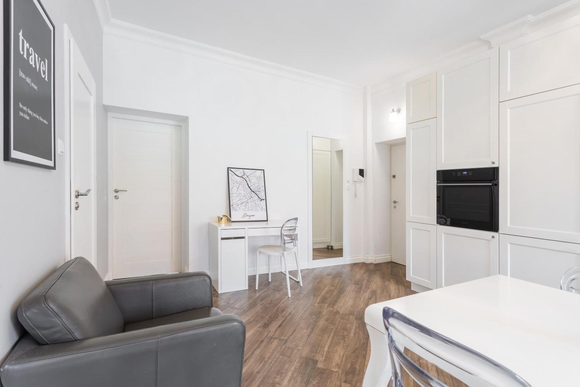 Central Warsaw Apartment - Great Location-Old Town - Podwale Buitenkant foto